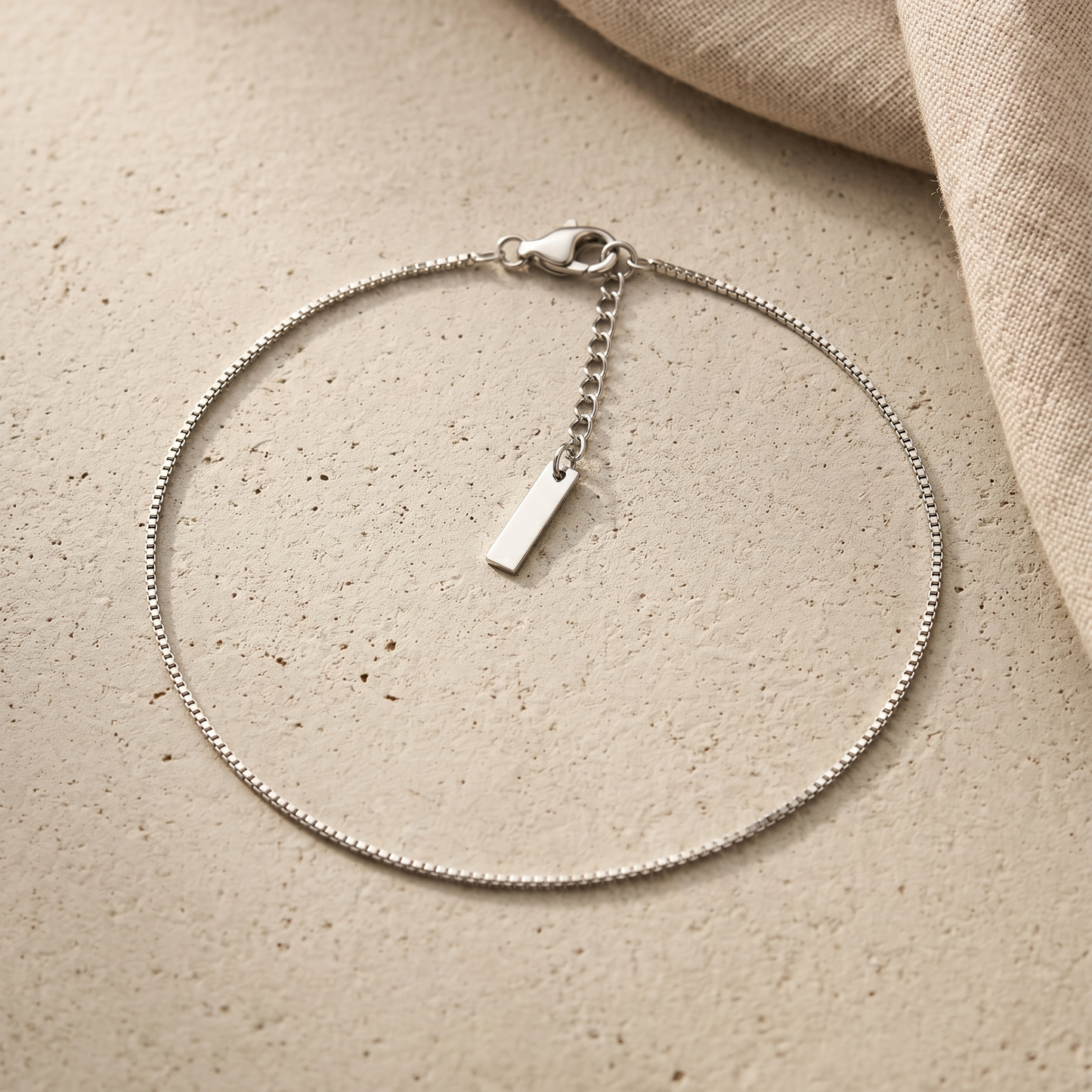 Feine Box-Chain-Halskette in Silber, Produktbild